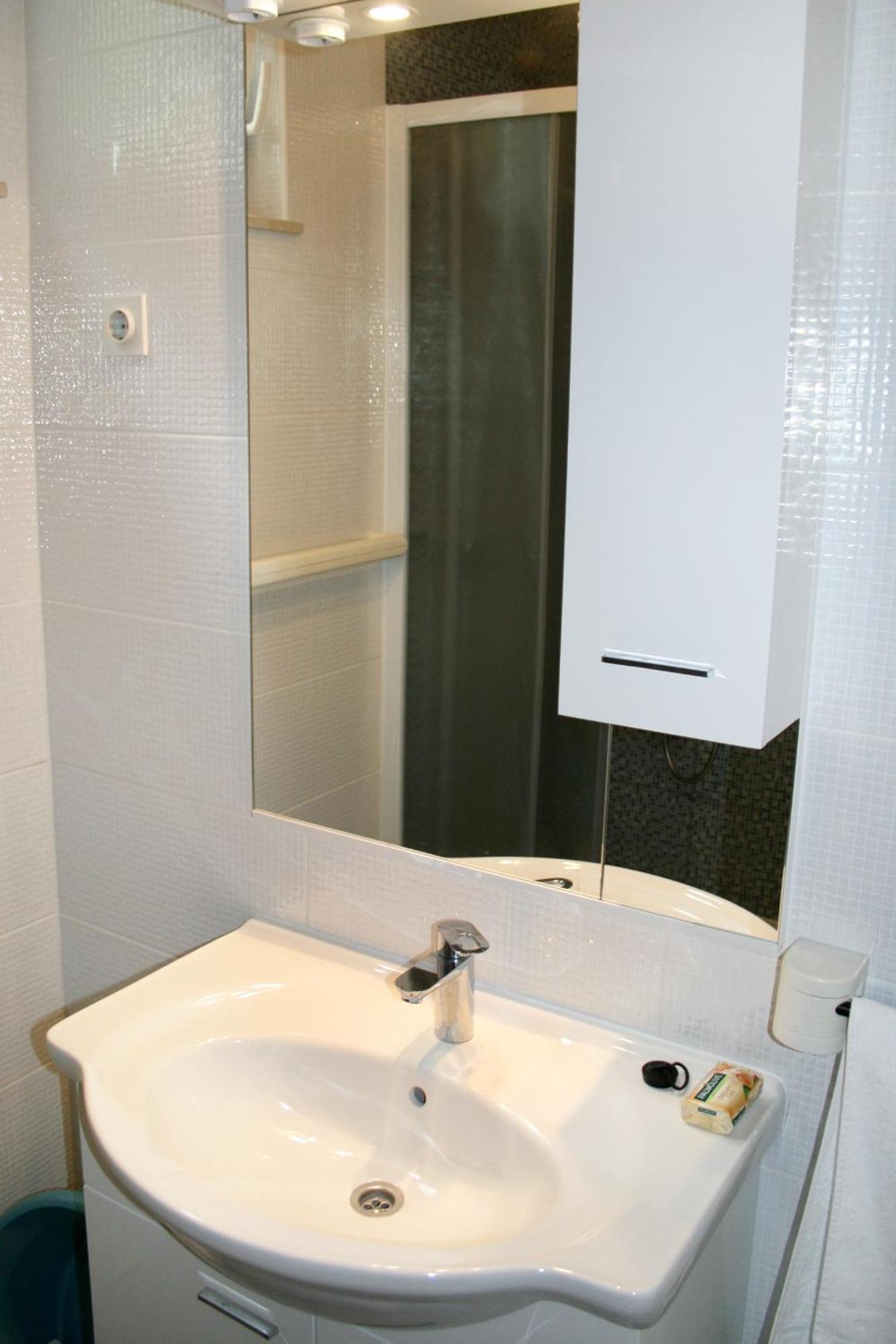 Apartments By The Sea Pisak, Omis - 1014 Quarto foto